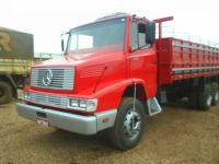 Mercedes Benz 1418 Vermelho